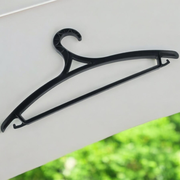 Вешалка для одежды пластмассовая 46,1 см. / Плечики